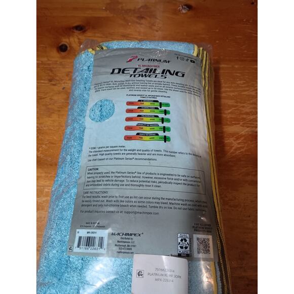 Machimpex Platinum XL Microfiber 14" x 16" Detailing Towels 30 Count #MPX-226314 - Picture 6 of 7